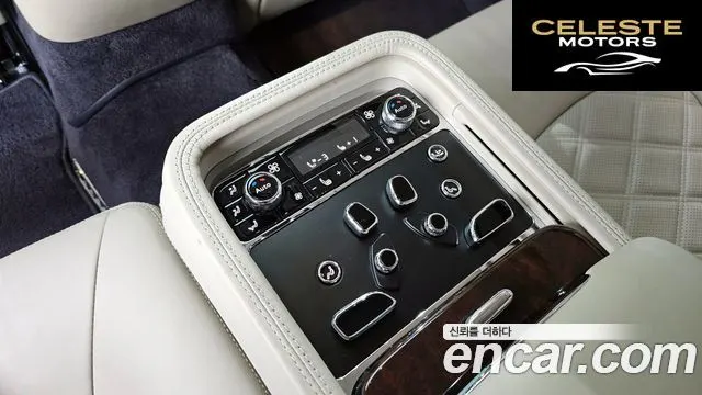 BENTLEY 6.8 2013 — photo 18 sur 20