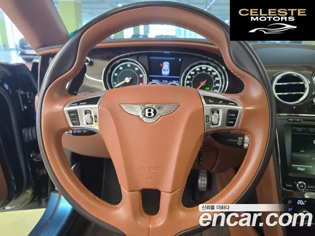 BENTLEY Flying Spur 24.0 2018 — photo 10 sur 24