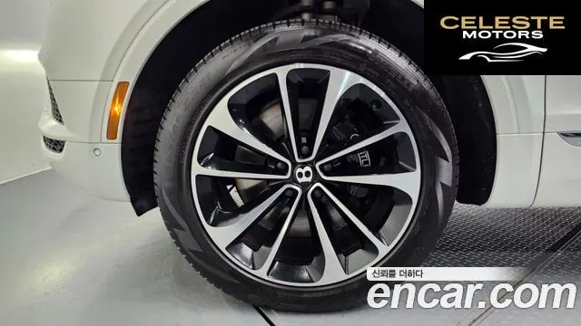 BENTLEY 4.0 V8 2019 — photo 5 sur 20