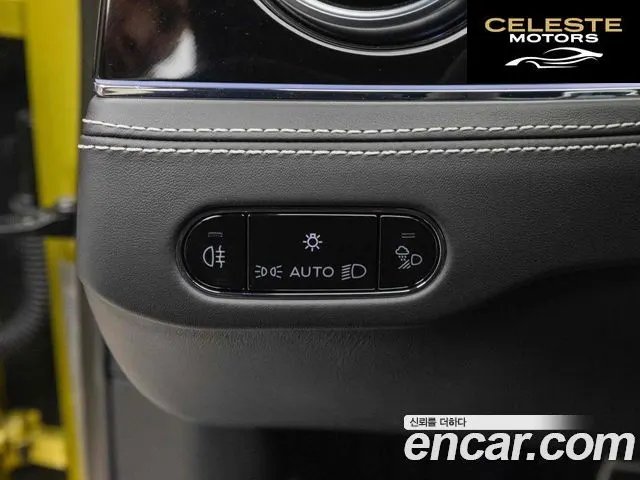 BENTLEY Flying Spur 34.0 S 2024 — photo 12 sur 20
