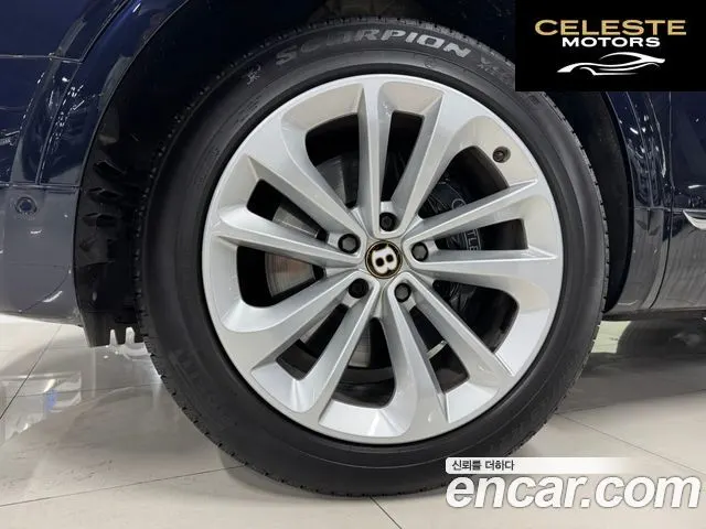 BENTLEY 4.0 V8 2020 — photo 18 sur 26