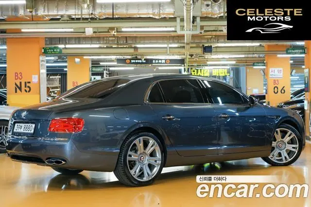 BENTLEY Flying Spur 24.0 2016 — photo 2 sur 26