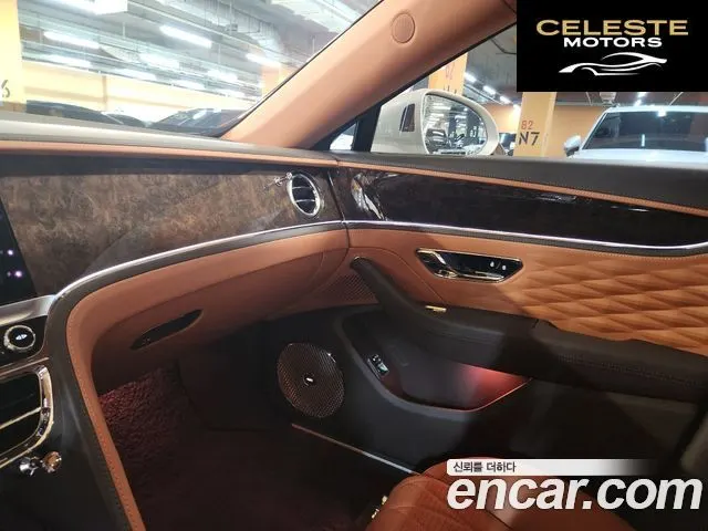BENTLEY Flying Spur 34.0 2021 — photo 18 sur 20