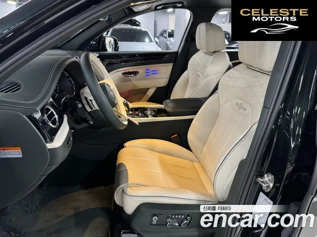 BENTLEY 4.0 V8 EWB First Edition 2024 — photo 23 sur 25