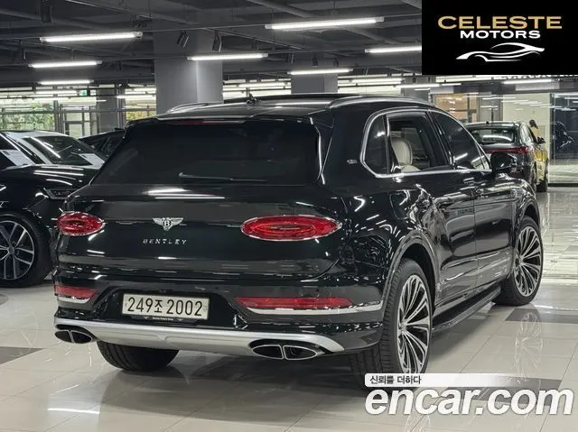BENTLEY 4.0 V8 EWB First Edition 2024 — photo 3 sur 25