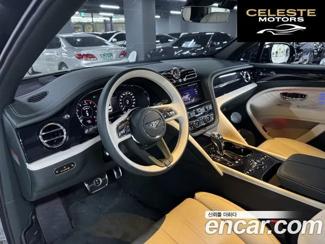 BENTLEY 4.0 V8 EWB First Edition 2024 — photo 4 sur 25
