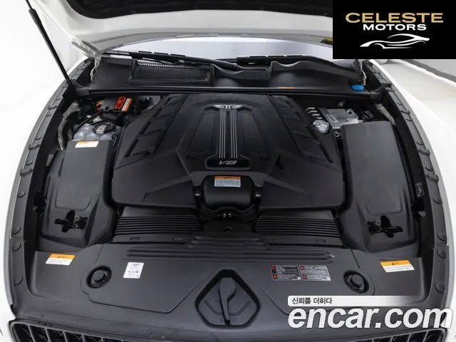 BENTLEY 4.0 V8 EWB 2024 — photo 8 sur 26