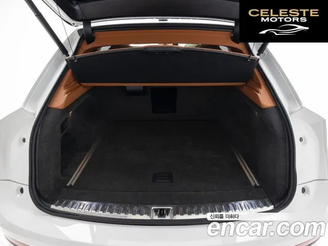 BENTLEY 4.0 V8 EWB 2024 — photo 9 sur 26