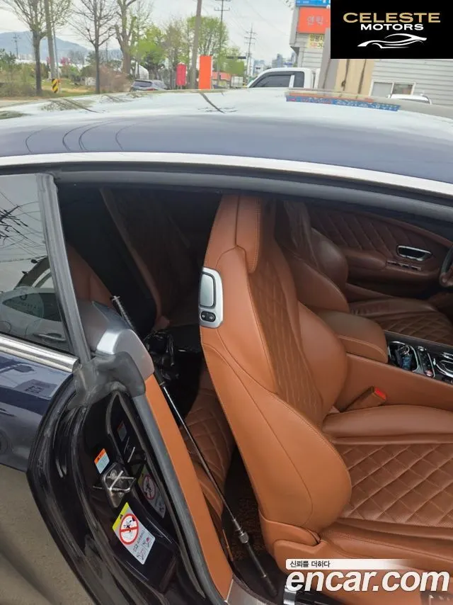 BENTLEY Continental GT 24.0 GT S 2016 — photo 12 sur 26