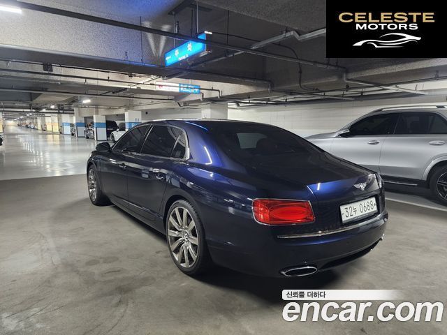BENTLEY Flying Spur 26.0 2016 — photo 12 sur 24
