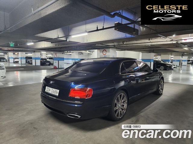 BENTLEY Flying Spur 26.0 2016 — photo 2 sur 24
