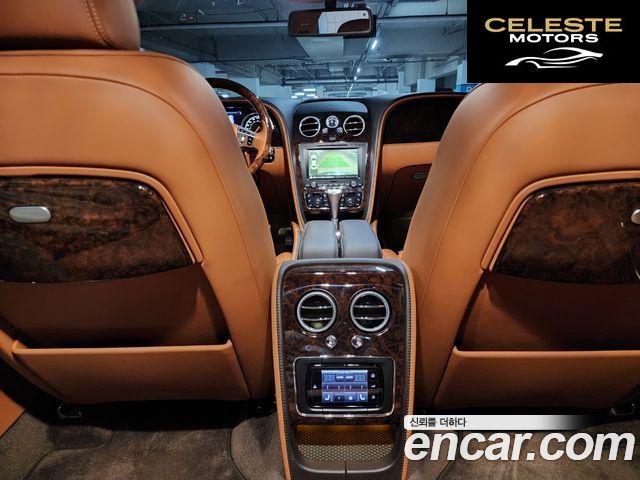 BENTLEY Flying Spur 26.0 2016 — photo 9 sur 24