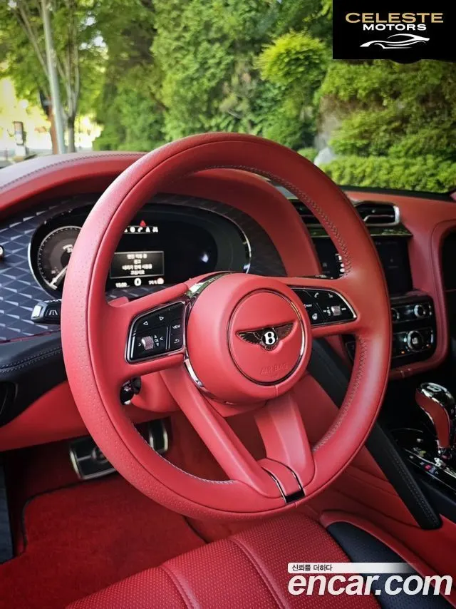 BENTLEY 4.0 V8 S 2022 — photo 13 sur 26