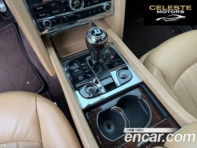BENTLEY 6.8 2018 — photo 9 sur 23