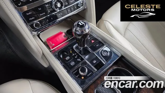BENTLEY 6.8 2018 — photo 12 sur 34