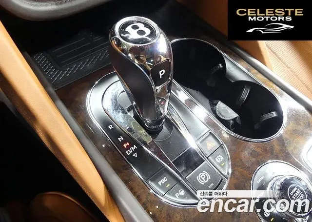 BENTLEY 4.0 V8 2021 — photo 7 sur 26