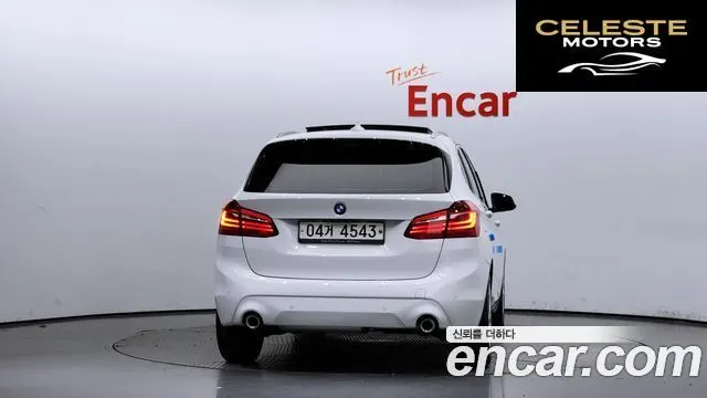 BMW Série 2 Active Tourer (F45) Joy 2019 — photo 4 sur 26