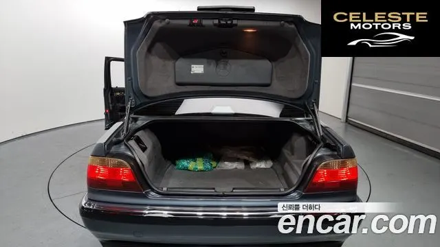 BMW Série 7 728iL 2001 — photo 20 sur 20