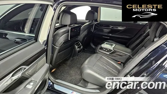 BMW Série 7 (G11) 730Ld xDrive M Sport 2017 — photo 12 sur 26