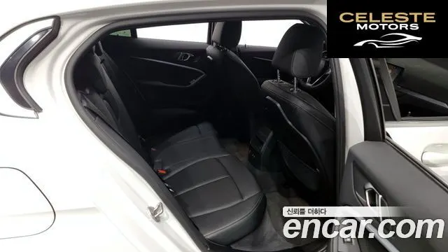 BMW Série 1 (F40) 120i 2021 — photo 12 sur 20