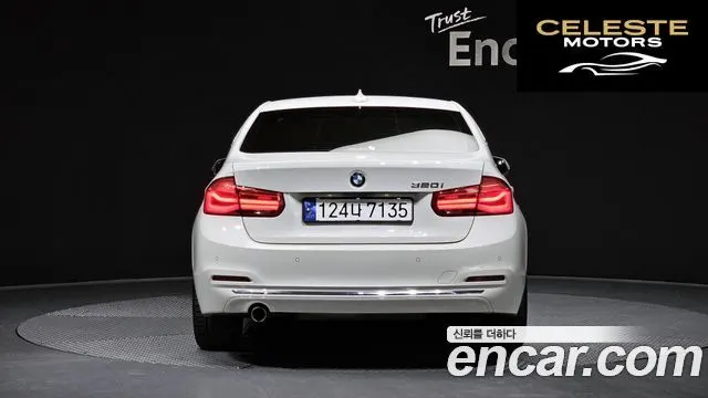 BMW Série 3 (F30) 320i Luxury 2017 — photo 4 sur 20