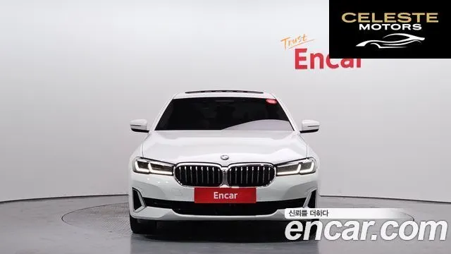 BMW Série 5 (G30) 530i Luxury 2021 — photo 3 sur 20