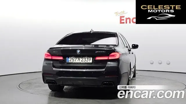 BMW Série 5 (G30) M550i xDrive 2021 — photo 4 sur 20