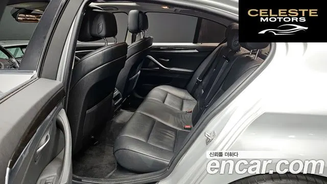BMW Série 5 (F10) 528i 2011 — photo 12 sur 20