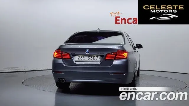 BMW Série 5 (F10) 528i xDrive 2014 — photo 4 sur 20