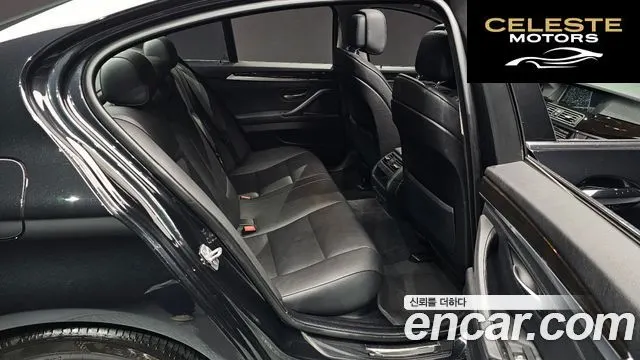 BMW Série 5 (F10) 528i xDrive 2012 — photo 11 sur 20