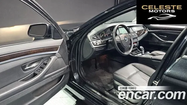 BMW Série 5 (F10) 528i xDrive 2012 — photo 12 sur 20