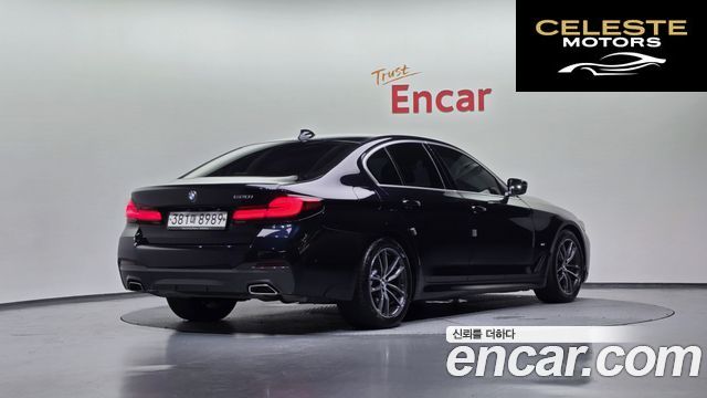 BMW Série 5 (G30) 520i M Sport 2021 — photo 2 sur 20