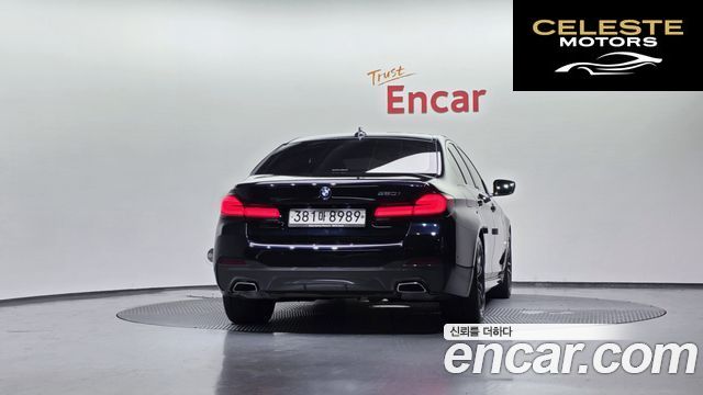 BMW Série 5 (G30) 520i M Sport 2021 — photo 4 sur 20