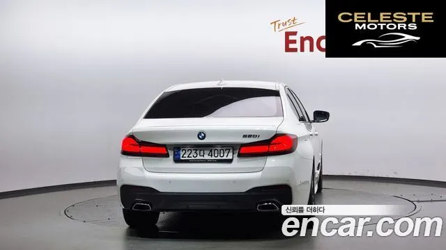 BMW Série 5 (G30) 520i M Sport 2023 — photo 4 sur 20