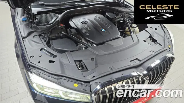 BMW Série 7 (G11) 730d xDrive Design Pure Excellence 2020 — photo 6 sur 20