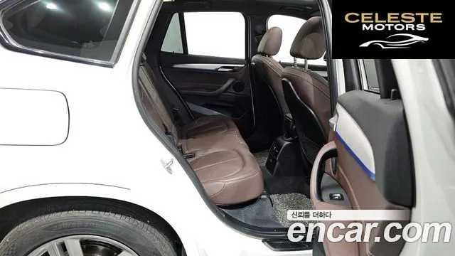 BMW X1 (F48) xDrive 20i M Sport 2021 — photo 12 sur 26