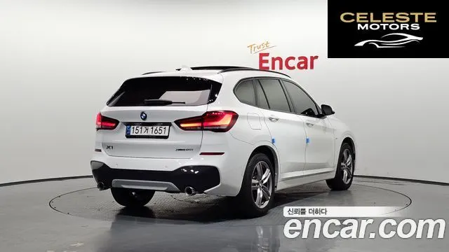 BMW X1 (F48) xDrive 20i M Sport 2021 — photo 2 sur 26