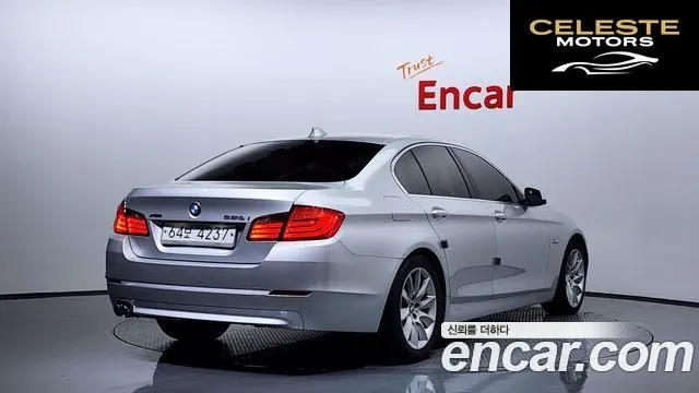 BMW Série 5 (F10) 528i xDrive 2013 — photo 2 sur 20