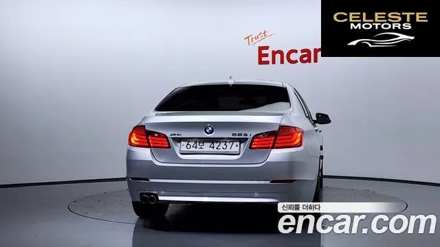 BMW Série 5 (F10) 528i xDrive 2013 — photo 4 sur 20