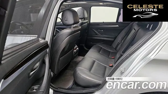 BMW Série 5 (F10) 528i 2014 — photo 13 sur 26