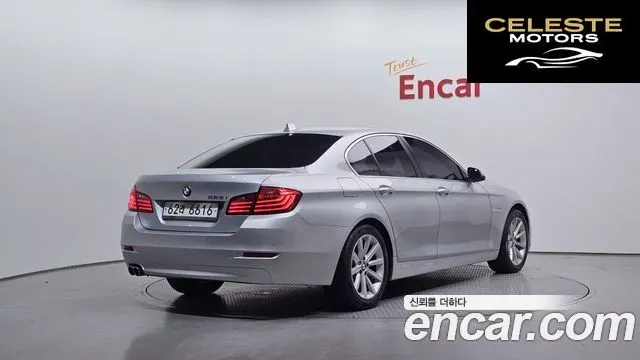 BMW Série 5 (F10) 528i 2014 — photo 2 sur 26