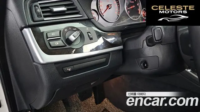 BMW Série 5 (F10) 528i 2010 — photo 16 sur 20