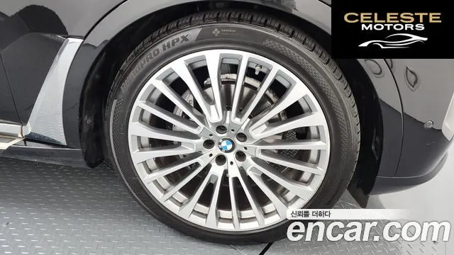 BMW X7 (G07) xDrive 40i Design Pure Excellence 7 places 2024 — photo 5 sur 25