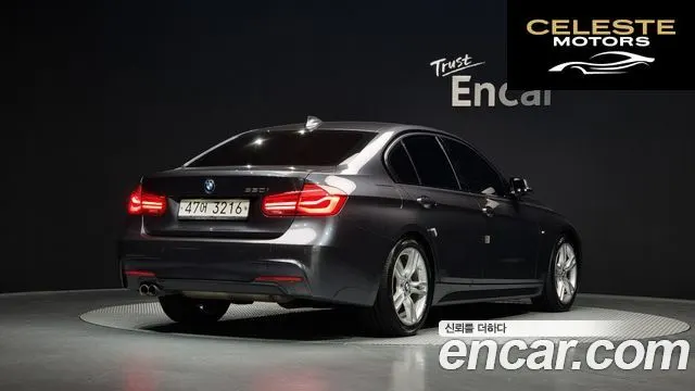 BMW Série 3 (F30) 330i M Sport 2017 — photo 2 sur 20