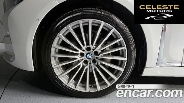 BMW Série 7 (G11) 730Ld xDrive Design Pure Excellence 2020 — photo 5 sur 20