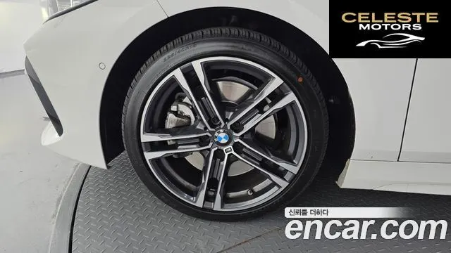 BMW Série 1 (F40) 120i M Sport 2023 — photo 5 sur 20