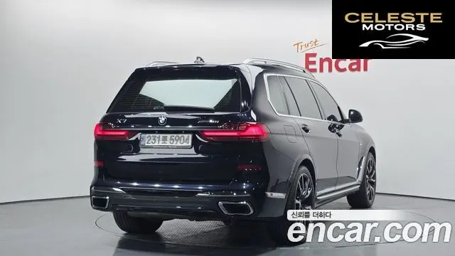 BMW X7 (G07) xDrive 40i M Sport 6 places 2022 — photo 2 sur 20