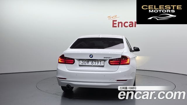 BMW Série 3 (F30) 320i 2013 — photo 4 sur 20