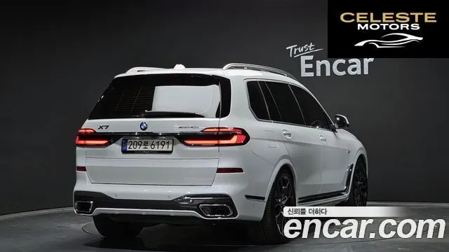 BMW X7 (G07) xDrive 40i M Sport 6 places 2024 — photo 2 sur 20