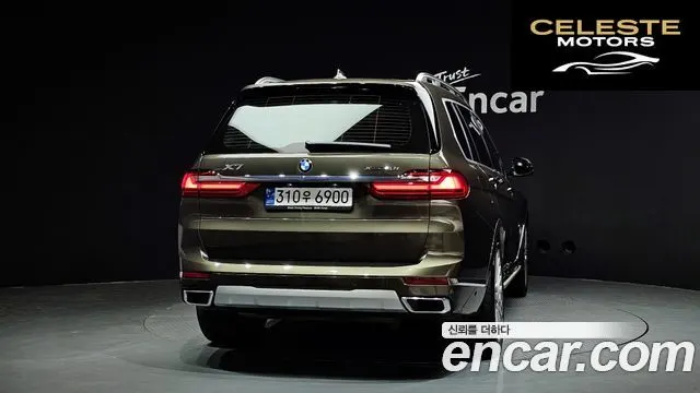 BMW X7 (G07) xDrive 40i Design Pure Excellence 7 places 2022 — photo 4 sur 20